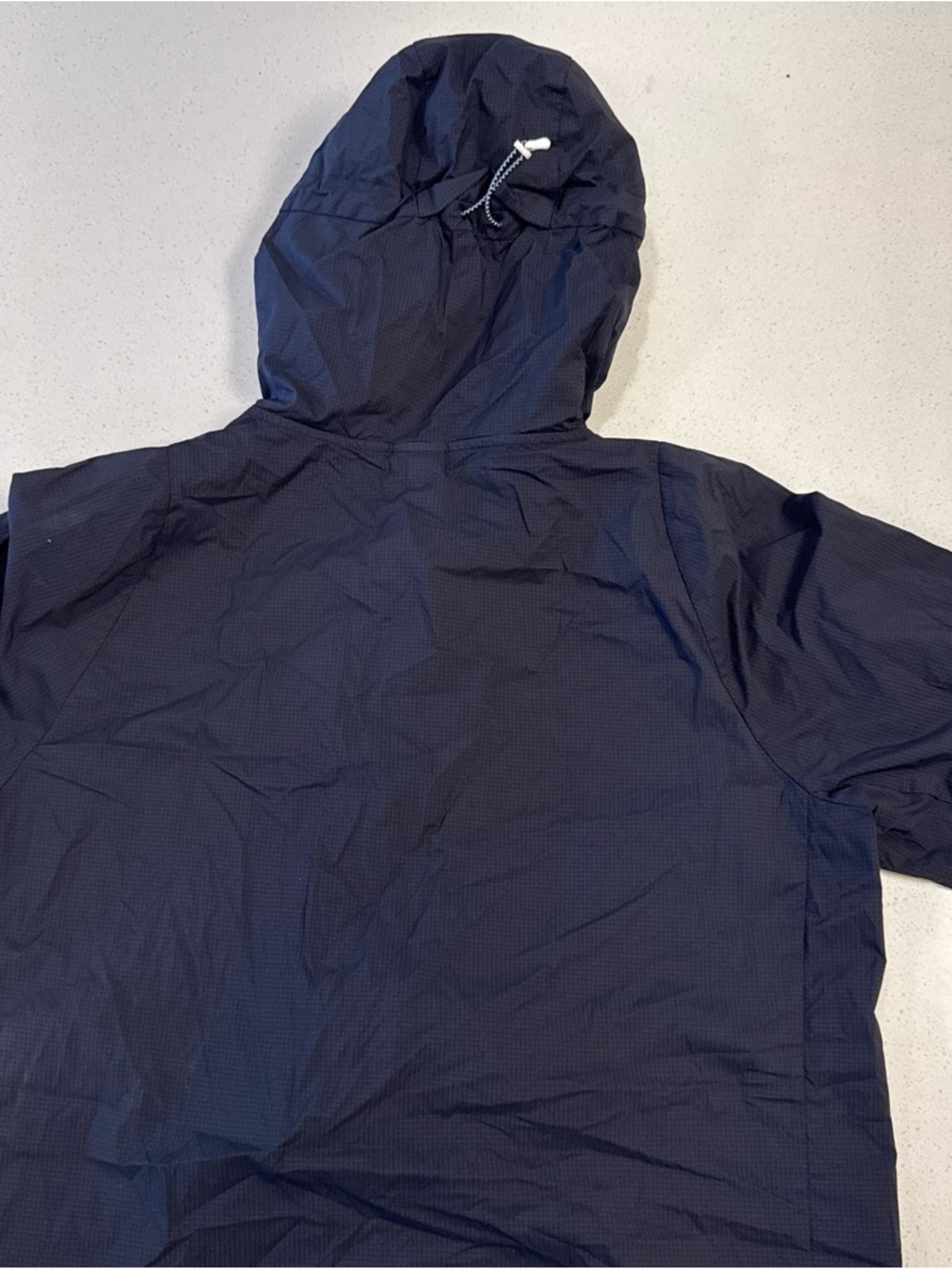 Under Armour Navy Lightweight Hooded Jacket with White Zippers - Picture 7 of 8